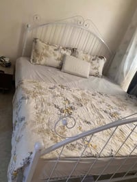 سرير • استخدام قليل • دوشك