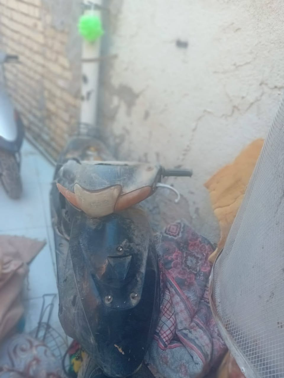 سلام عليكم دراجه ساسوكي عطلانه ومتروكه للبيع السعر 50الف قفل 🔐 الرقم***********
