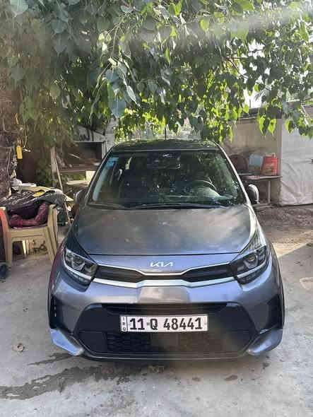 السلام عليكم 
بيكانتو موديل 2022 
 مواصفات Xline
فول عدا الفتحة
بصمه + بصمه ابواب و صندوق 
شاشة كبيره اصليه تدعم كاربلاي 
داخل جلد 
رادار امامي و خلفي و مانع تصادم
مري شفط 
يدات نيكل 
لايتات + بكلايتات LED عدسات تختلف عن العاديه
السياره بيها صبغ بالبنيد فقط
بجم كبس 
***********
