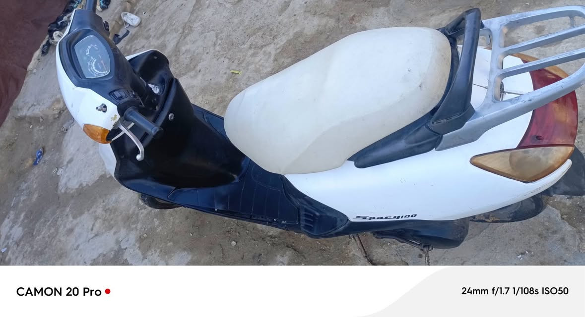 سبيسي ياباني للبيع السعر 450 وبيها مجال للاتصال ‏‪***********‬‏
