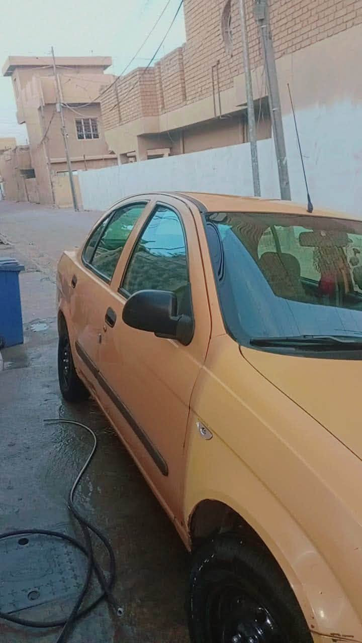 سلام عليكم سياره طيبه 2015 جواها تخم تاير محرك يرادله تجفيت تشتغل حاليا تبريد فقط غاز مطلوبه هيئه وغرامات ينزل من سعر ٢٥ مكان حي العامل للاتصال ***********

