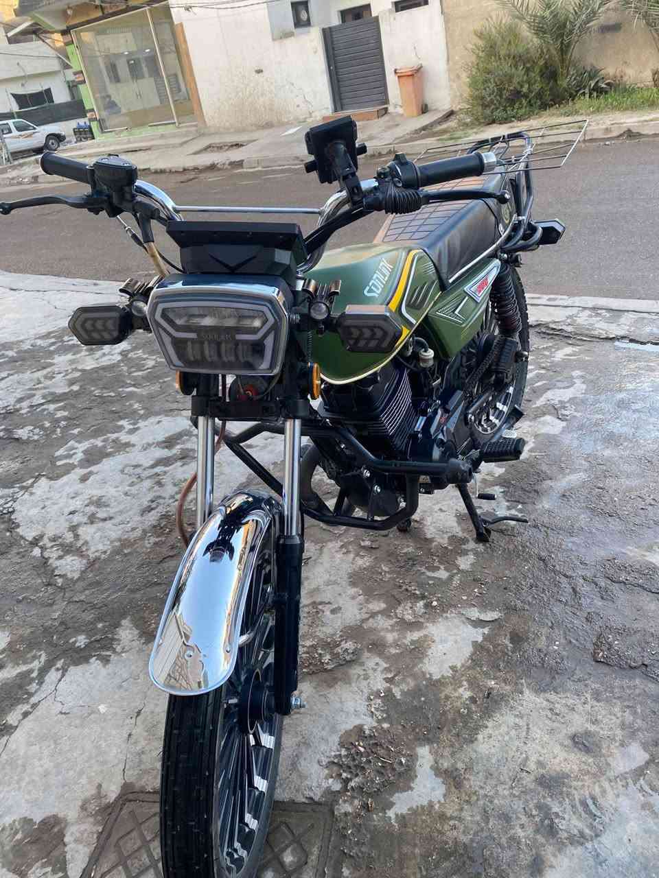 سلام عليكم حبايب دراجه للبيع ضاغطه وزنجيل مكفوله اوراق بصمات 2 مكينه 200 العنوان بغداد السعر 650 بيها مجال ***********
