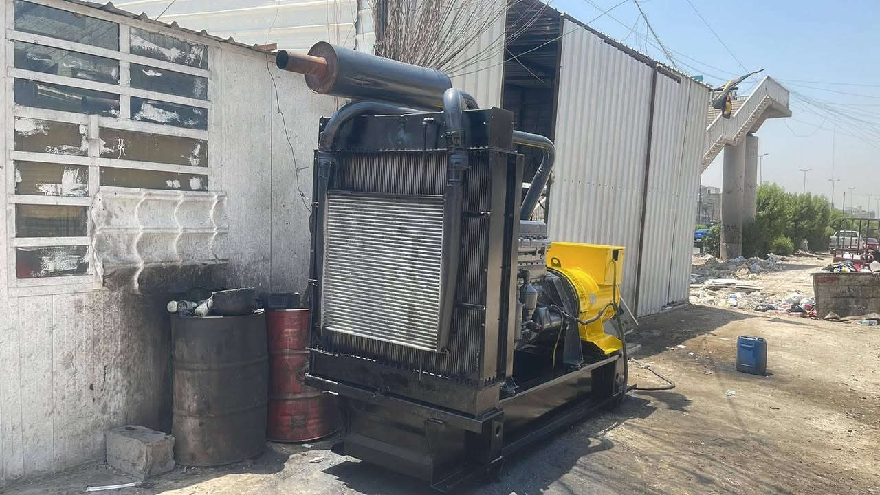 السلام عليكم للبيع سكانيه 113 بم 88 كهربائي استندر لاصرف لابخار شرط نظافه توليد 350 كيفي مكان بغداد تواصل) ‏***********)
