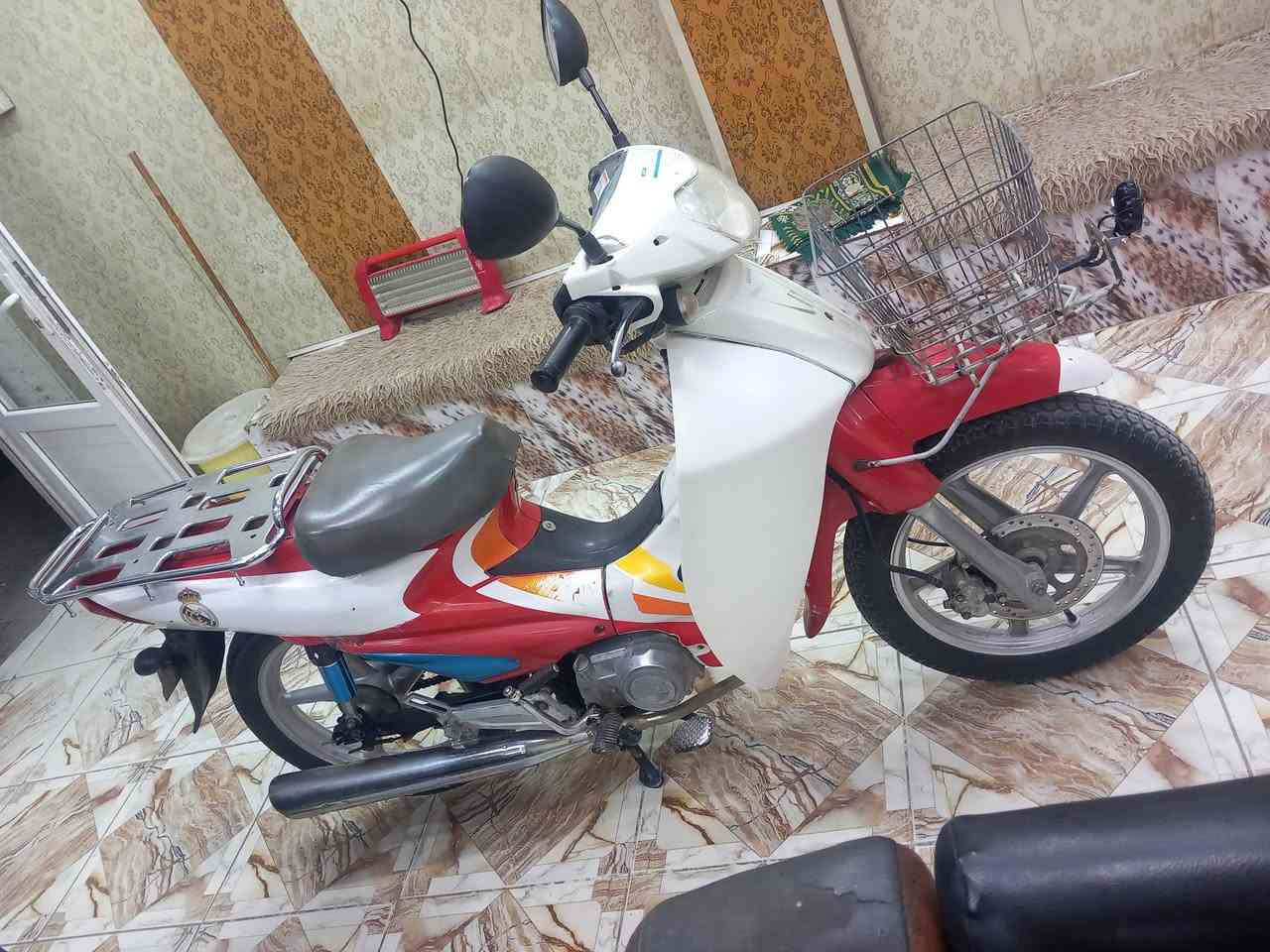 يالله ماطور سرفيز للبيع نضيف وجاهز من كلشي كهربائيات كله شغالله المحرك خير من الله تايرات جدد سعره ٧٥٠ وبي مجال لطيبين الاتصال ع. ***********
