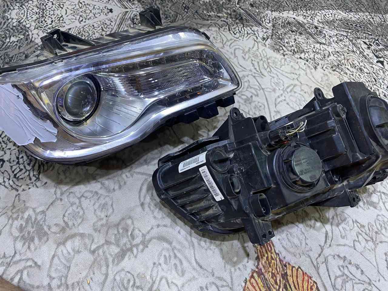 سلام عليكم لايتات مال وبامه C مديل ٢٣ لبيع شرط اصليات سعرهن ٤٥٠ الف مكاني بصره ***********
