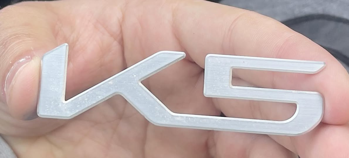 السلام عليكم
غراض k5 موديل 2025 للبيع 
للاستفسار التواصل مع الرقم
 *********** اتصال 
*********** واتساب
