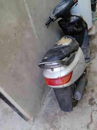 دراجه لبيع العطل مالتها الكرنك مكان الدغاره  وهذا رقمي 07829630892