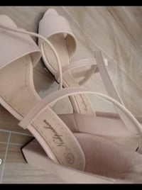 للبيع • جديدة • مجموعة