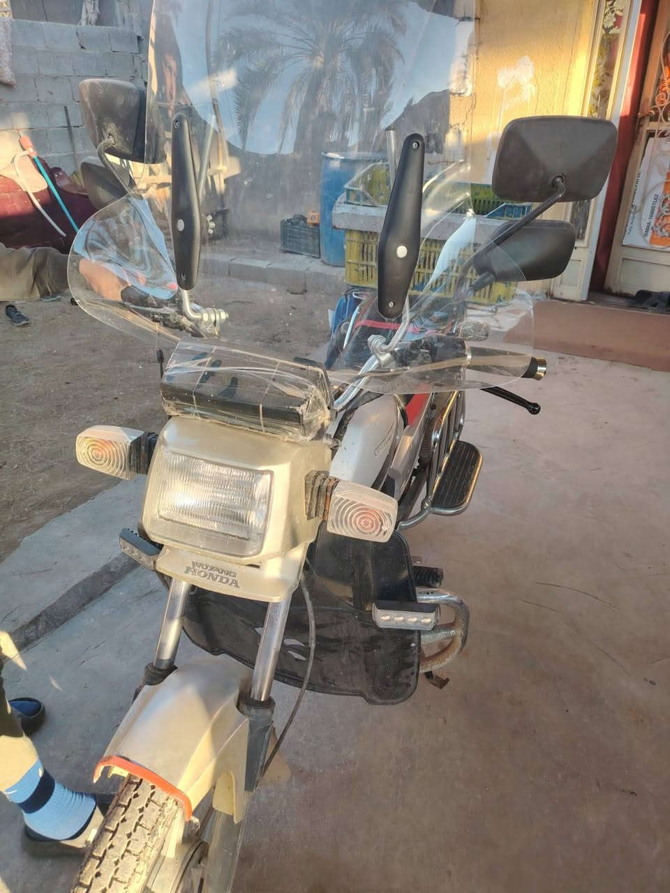 السلام عليكم فيوم للبيع كلك مكفولة من السرقة كلها شغالة سلف كهربائيات كربلاء حي  الغدير السعر 400###***********
