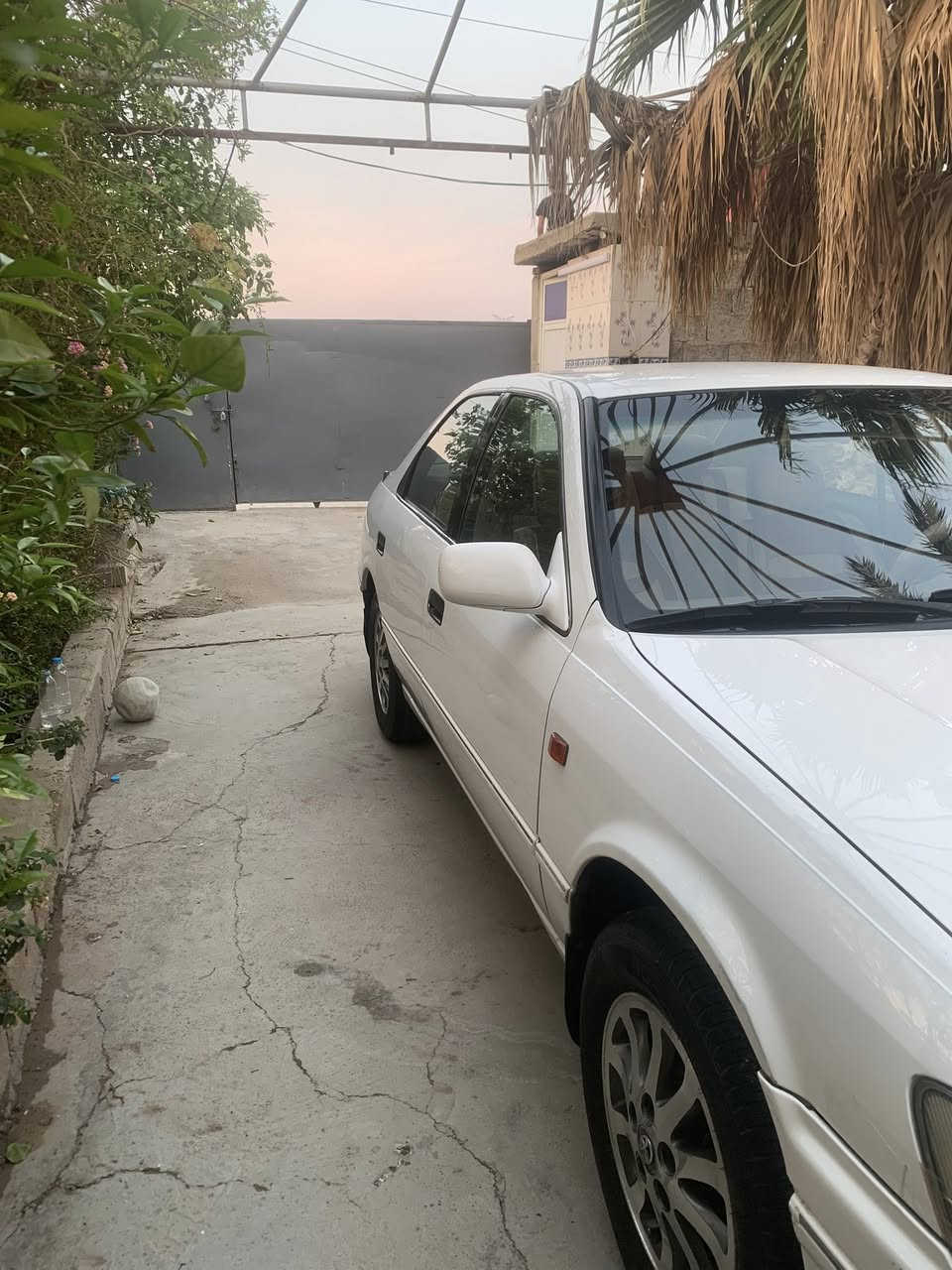 السلام عليكم من رخصة ادارة الكروب المحترم كامري موديل 2000ابلديه بدون صبغ او ضربه خليجيه اربع سلندر المكان بغداد سعره 88 وبيه مجال الانصال فقط *********** ويتساب ابو حيدر
