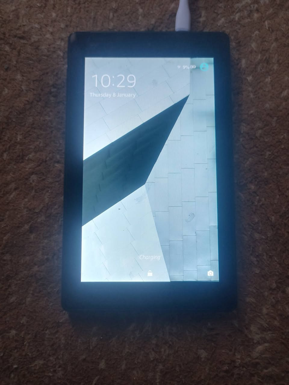 آيباد امزون شغال بس بطاريته تعبانه للبيع او مراوس بجهاز موبايل حته لو مصلح مبدله شاشه مو مشكله المكان الخالديه احصيبه الشرقيه ***********
