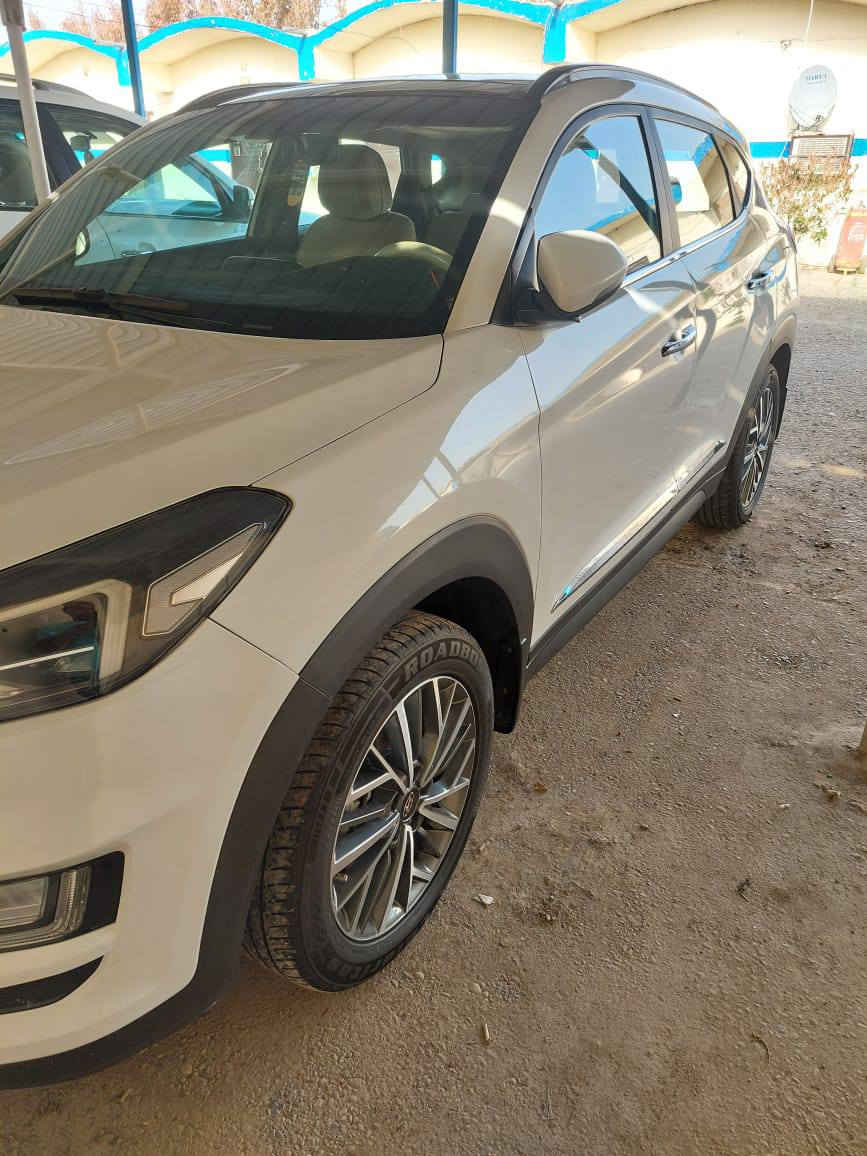 توسان موديل 2020 رقم بغداد دولي باسمي مكفوله كفاله عامه عدا راس البنيد بيه شويه موضح بالسونار المواصفات
بانوراما فول 1/1
شركة الكاصد
بصمه
كشنات جلد
تحكم استيرن
سايد بريك بالرجل
كشنات 2 كهرباء
حساس امامي
حساس خلفي
حساس جانبي
كامره 
مثبت سرعه
لايت 5عدسات
بلاجكتوات
مري شفط
اشاير بالمراة
اشارة ترحيب عند الاقتراب
تبريد فول
تدفئه فول
نضام Eco+سبورت
تخم تاير 
بلاجكتور عند الاستداره عاليمين وعاليسار
ثلاجه بالجكمجه
شحن اواكس 
وبيه بعد مواصفات
العنوان صلاح الدين قضاء بلد ناحية يثرب
السعر 200 وبيهه مجال حك الجيه
للاستفسار الاتصال عالارقام التاليه
***********
***********
