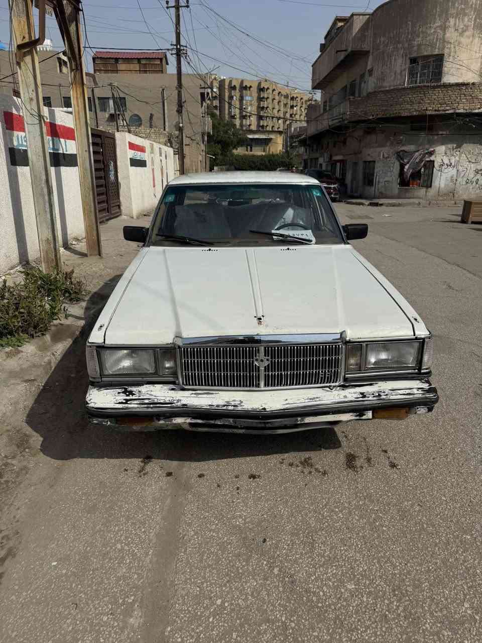 السلام عليكم
سوبر1982لبيع 

 سياره حلوه كامله 

رقم نكليزي بسمي شرط التحويل 

بس بيهه ملاحضات بصيطه 

كير مكينه بطه اوتاماتيك

مكان بغداد شارع حيفا

سعر35بيه مجال 

رقم ***********

***********
