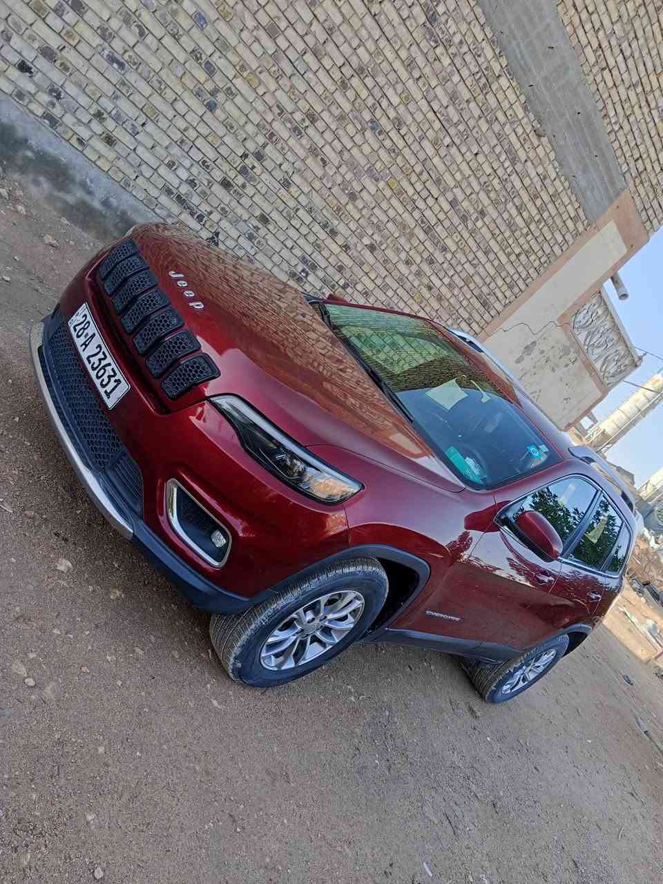 سلام عليكم حبيب شيروكي بزون 19 نجف مكينه 3600 حادثها خفيف مرفق بصور بدون شواصي وبدون أرباك ماعايزه برغي تبريد ثلج السعر 155 ماشيه 64ألف هاتف ***********
