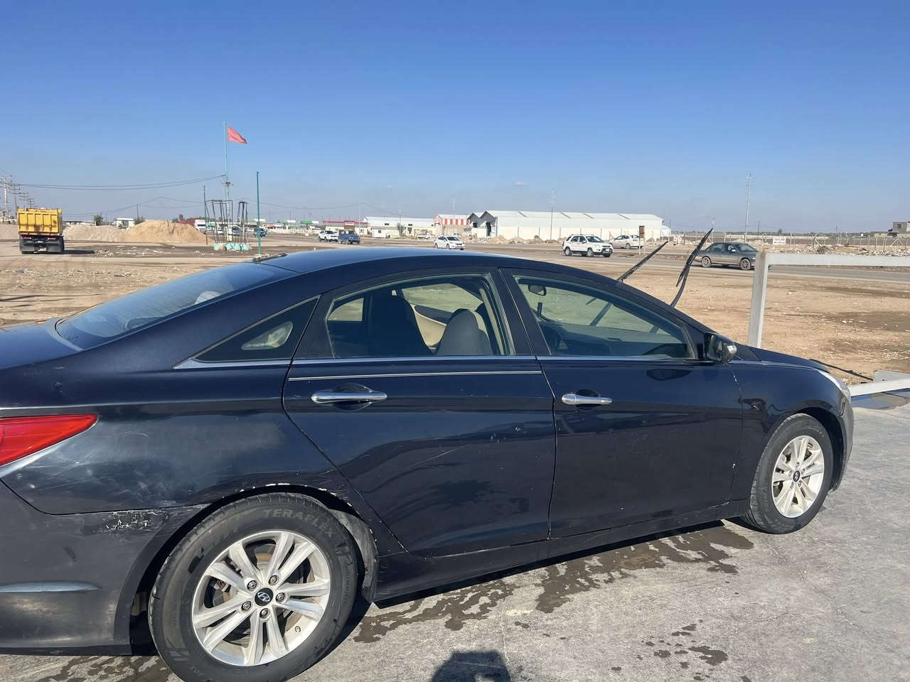 السلام عليكم سوناتا 2011 امريكي بيها قطعتين صبغ وبيها تبديل قطع بلادي السعر 100 بيها مجال بسيط المكان الصويرة ***********
