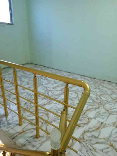 دار للبيع منطقة حي  الإعلام الزراعي
المساحة 110م يتكون من غرفتين وصالة و مطبخ و براني و صحيات 
كونكريت مسلح 
السعر 37 مليون 
للاستفسار اكثر مراجعة مكتب الخيرات للعقارات القشله الاتصال 
***********
