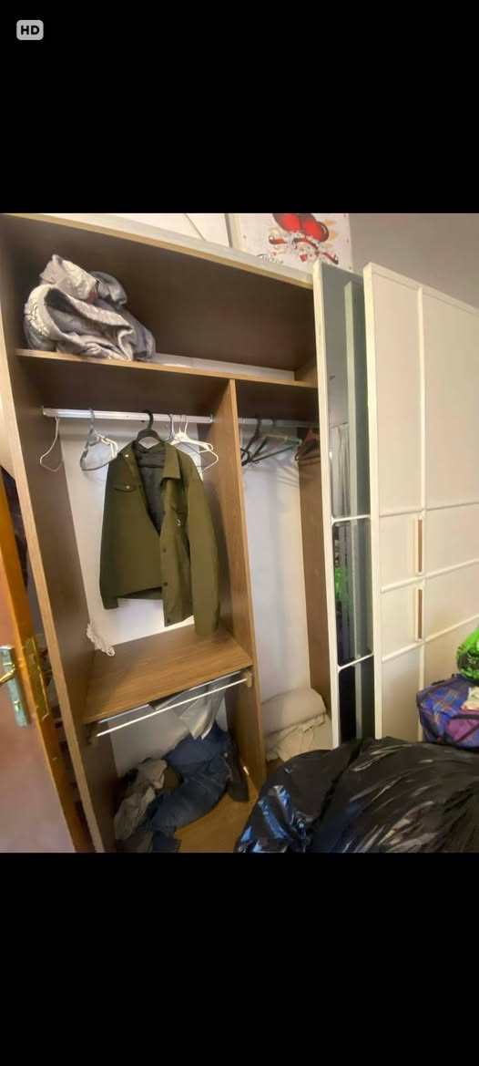 غرفة للبيع ماركة ايدول تركية
٧قطع السعر مليون وربع نظيفة جدآ
حي الجهاد 
***********
