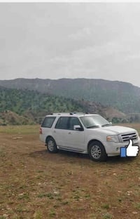 فورد إكسبديشن  موديل2013 واردخليجي(نيفا) المحرك5400/ 8سلندر رقم سليمان...