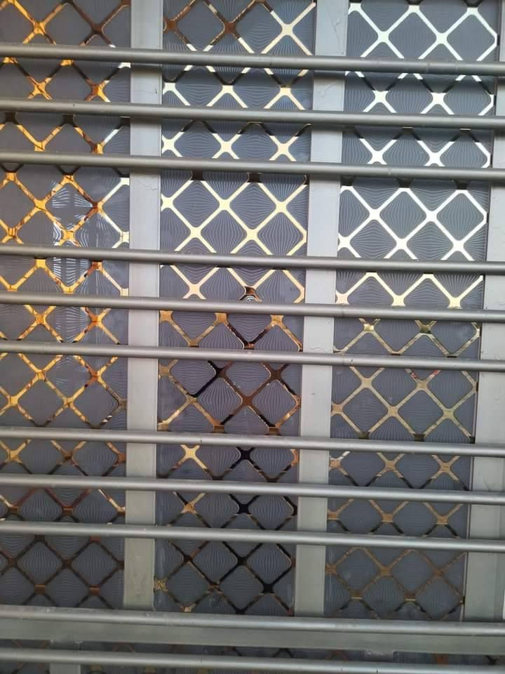 🔥 تخفيضات للأسعار لشهر رمضان الكريم🔥
#رغم_صعود_الاسعار
 اسعارنا غير شكل تخفيضات تصل ٢٥٪

⭕ زجاج اسود فحمي٦ملم ١٧٥٠
⭕ ديكورات ذهبي ١٤٥٠
⭕ مشجر ابيض او عادي شفاف ١٠٠٠

كرسته وعمله مع سليكون وضمان بالعمل
عنوانا المعوقين قرب كراج الزوبات سابقا
عملنا داخل وخارج بغداد
للإستفسار الاتصال *********** أو واتساب
توجد عروض للألمنيوم راسلنا واستفسر
