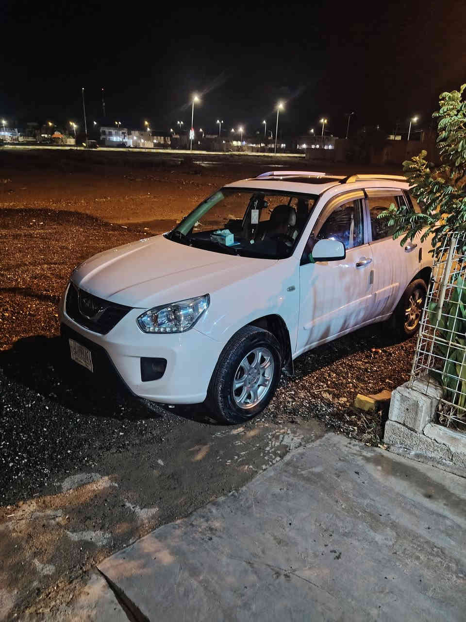 السلام عليكم
تيكو موديل 14 رقم واسط باسمي
مكفوله من تبديل ولصبغ
كير محرك تبريد
تخم تاير حداديه كامله
كهربائيات كامله
مذب عليه الف دينار 
السعر 75
مكان السياره واسط ناحيه جصان
***********
***********
