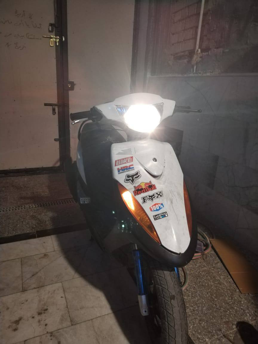 دراجه ماكس عدله 
الدراجه قويه اتشك الساعه 
بوشه ٥٥
كله شغال كهربائية شغاله كلهن
سعره ٥٥٠ وبيه مجال 
كربلاء حي السلام خلف الدفاع المدني 
*********** واتساب
