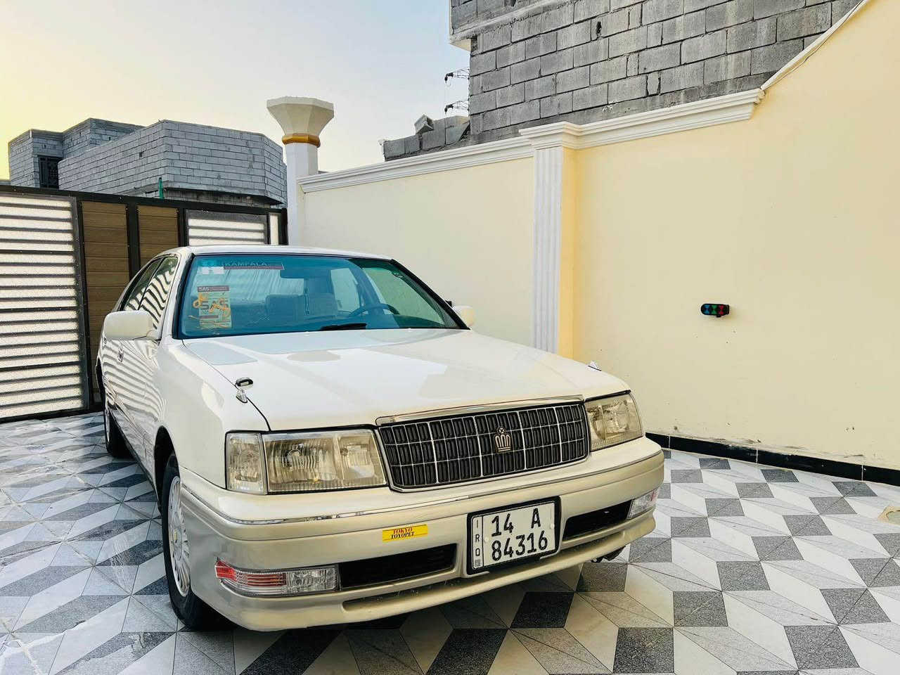 السلام عليكم للبيع راس الثور رقم بصره الانكليزي سنويه مجدده 2030 مكفوله من الكصه والنقل الجثه والضربه القويه مكينه وكير جدد حداده طخم تاير ويلكب جدد تبريد شغال سياره جاهزه كلش وجديده السعر 89 ورقه 🔒الاستفسار الرقم ‏***********‏ مكان السياره البصره تقاطع مصفئ النفط البصرة, العراق
