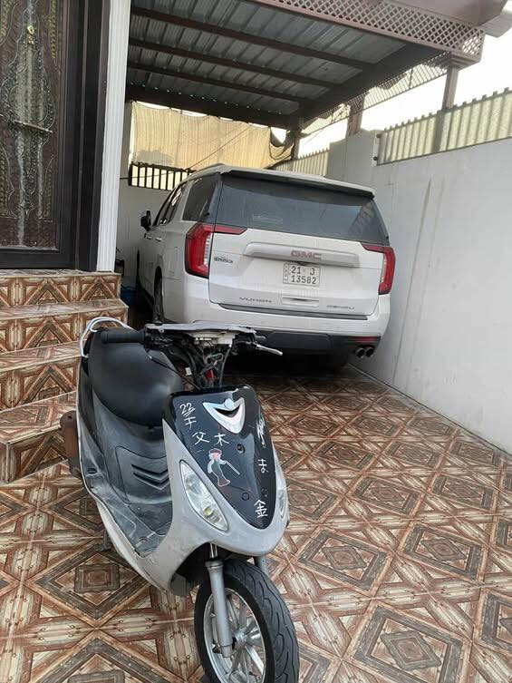 سلام عليكم ماكس منغولي للبيع او مراوس ويه ايراني محركها وسلف55  زوج تايرات جدد كفرات الباقي موجود وكلهن بلادي السعر 530وبيها مجال مكاني قادسيه الثانيه ***********
