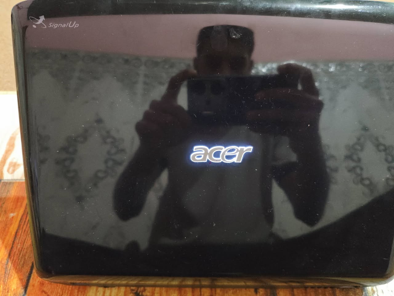 السلام عليكم لابتوب acer قديم هارد 320 و رام 3 ناقصه كيبورد
سعره 40 الف


**إذا كنت صاحب هذا الإعلان وتريد حذفه لأي سبب، رجاءا أرسل رسالة إلى الدعم الفني**