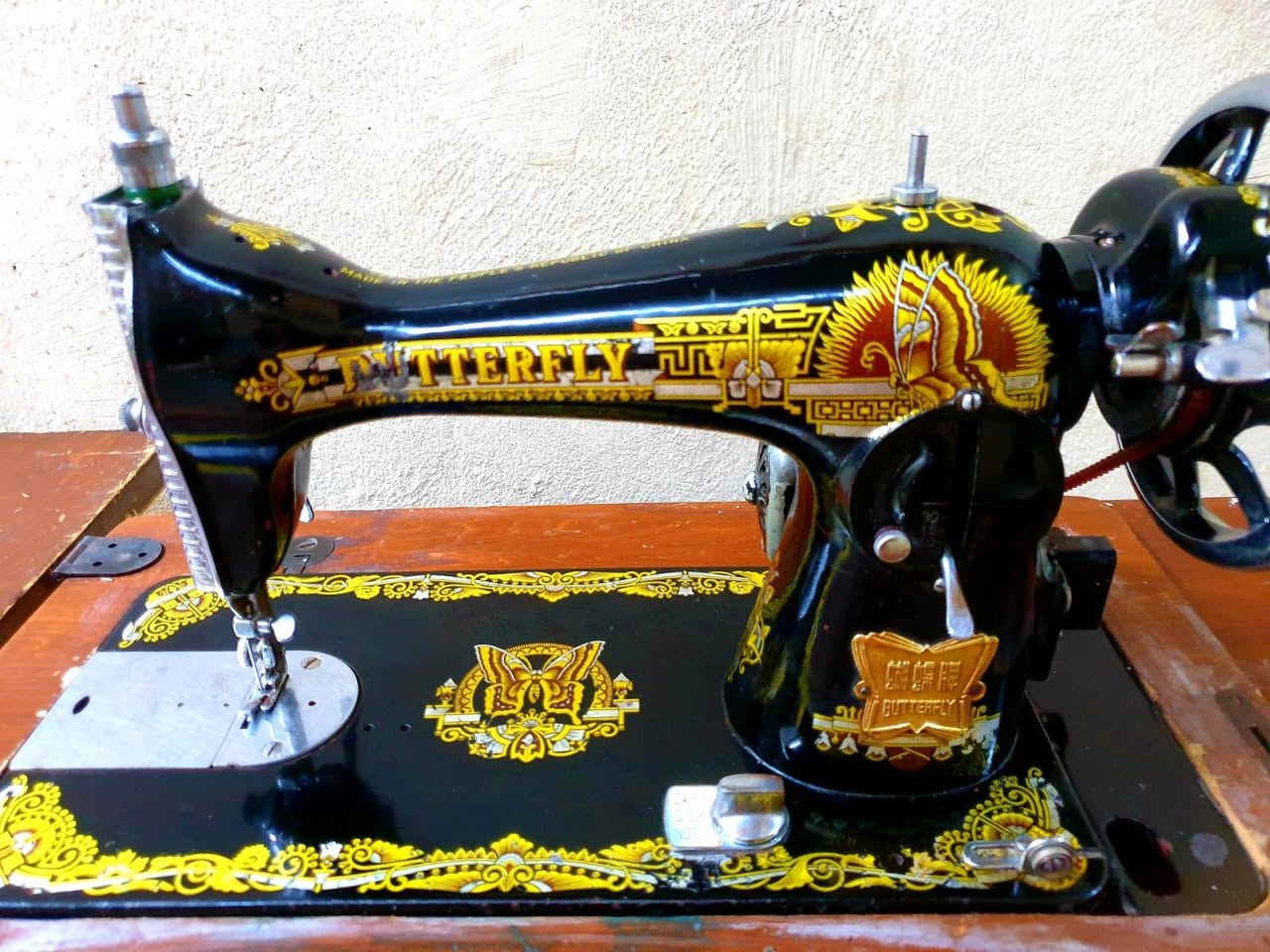 سلام عليكم  نضيفه وشغاله كلشي مابيه امل فراشه رايديه ب١٢٥....***********
