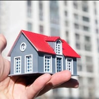 بيت جاهز • ٨٠م • قرب مكتب ابو ساره