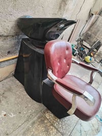 كرسي حلاقه بمغسلة • حوض سيراميك • السعد