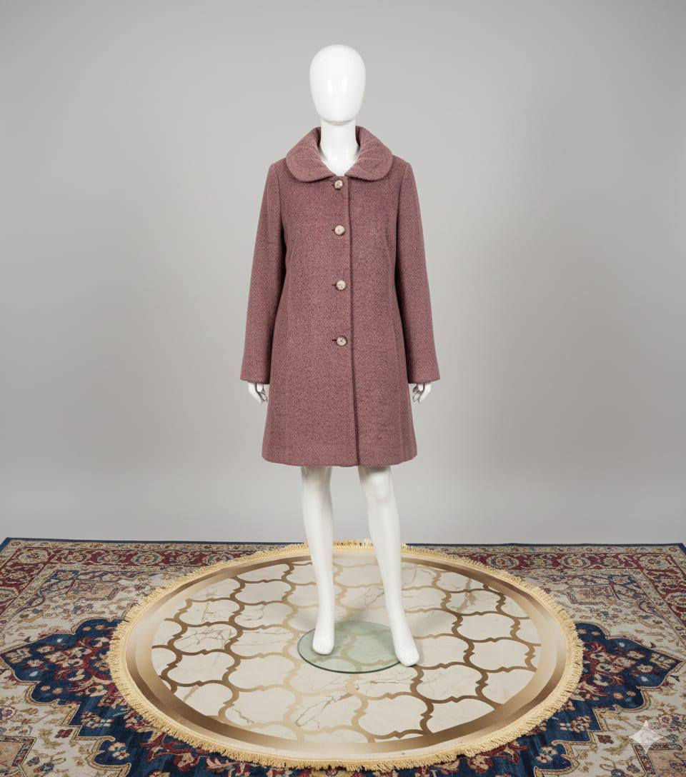 عنوان العرض: كشخة الشتاء صارت بأرخص الأسعار! ❄️🧥
​ما يحتاج تحتار ببرد الشتاء.. كولكشن الكوتات الجديد صار متوفر الآن! 😍
​استعد للموسم بأناقة ودفء مع تشكيلتنا الجديدة من الكوتات اللي تجمع بين التصميم العصري والجودة العالية، وبأسعار ما تلقاها بغير مكان!
​مميزات الكوتات عندنا:
​خامات شتوية ثقيلة: توفر لك الدفء المثالي حتى في أصعب الظروف الجوية.
​تصاميم منوعة: تناسب كل الأذواق (كاجوال، رسمي، وعملي).
​ألوان عصرية: تشكيلة واسعة من الألوان الشتوية المميزة.
​قياسات كاملة: متوفرة بجميع الأحجام لتناسب الجميع.
​🔥 العرض الأقوى في السوق 🔥
​💰 الأسعار تبدأ من 8 آلاف وتصل إلى 10 آلاف فقط! 💰
​📍 تفاصيل الحجز:
​لطلب أي قطعة، أرسل صورة الموديل والقياس في رسالة خاصة للصفحة.
​أو تواصل معنا عبر الواتساب على الرقم: [***********]
​🚚 متوفر خدمة توصيل سريعة لكافة المحافظات والمناطق.
​سارع بالحجز الآن.. الكمية محدودة والطلب كبير! 🏃‍♂️💨
