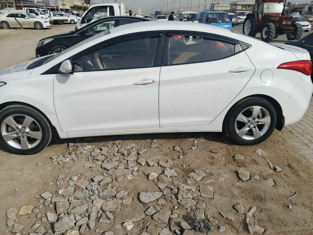 النترا 2014 مكفوله من الصبغ محرك مامفتوح 1600 رقم اربيل المكان الصويره السعر 113 مجال قليل تبريد تدفئه تخم تاير 
***********...***********
