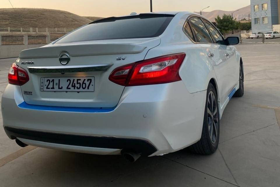 نیسان ئاڵتیما 2017 ‎مواسەفات SV
١٧٠ هەزار کم رۆشتوە
ڕەنگی سپی سەدەف 
دوو پارچە 
دەرگای دواوەی سەکن 
چەمەلەغ دواوەی سەکن 
سەقفی کەمێک شەپۆل 
بزوێنەر ٢.٥
کامێرەی دواوە
ڕادار 
حاسە
بەسمە 
شەغال 
تەعدیل سرعة 
شاشە 
کوشن کارەبا 
لایت زینۆن  ‎‏Abs
چوار تایەی نوێی لەسەرە 
مەرجی تازە بۆ کراوە
سەنەوی تا ٢٠٢٨ نوێیە 

سـعـر : لە کۆمێنت داوابکە ڕاستەوخۆ بۆت دێت 📥 

گێر و مەکیەنەی بەشەرت 
هیچ کێشەیەکی تێدا نییە 

ژمارەی خاوەنەکەی 
***********
