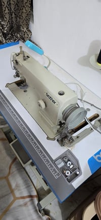 مكينة خياطة • صناعي • كوفه حي ميسان