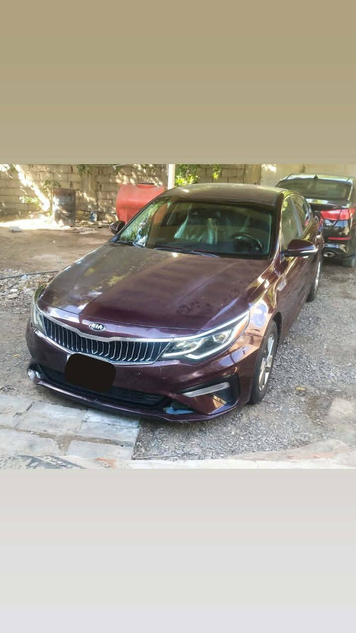 للبيع اوبتما 2019 امريكي رقم بابل الجديد بسمي السياره كله ليبل واحد السونار مرفق بالمنشور بيه صبغ جاملغ خلفي  وقبق لجنطه بدون دواخل محرك 2400 مامفتوح ماشيه 95 السياره جديده مال جناي فول مواصفات عد البونراما 
السعر 120 وبيه مجال 
***********
***********
المكان بابل
