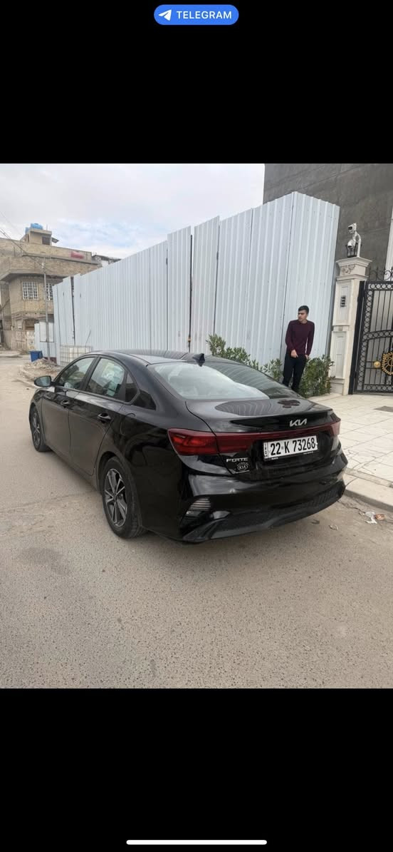 السلام عليكم كيا فورتي مديل ٢٢ماشيه ٤٠الف ميل سياره نضيفه وخير من الله او اقتصاديه سريعه شبابيه والله مو جيف سيارتي اخوان بيها ثلاث قطع ثنين من امريكه او وحده بل جاملغ الخلفي رايدها ب١٤٦ او بيها مجال بسيط اي استفسار اتصلو عله هذا الرقم او اني خادم ***********
