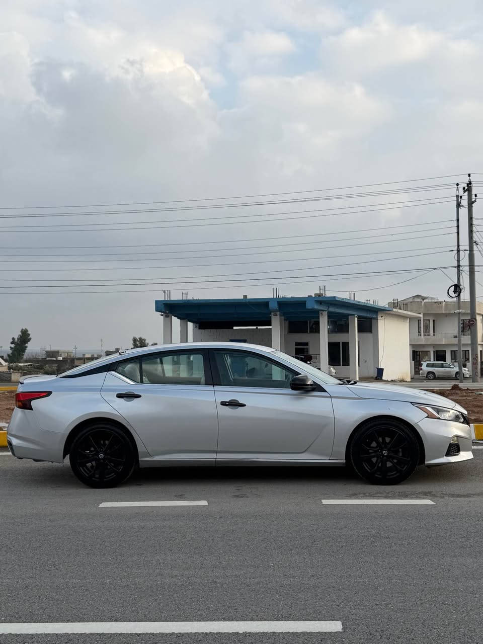 ئاڵتیما ٢٠٢٠ سلڤەر ٢ پارچە بۆیاغ چامرخی سەکن pdr سەنەوی ٢ مانگی ماوە هەزەی تازەیە هیلالی چامرغی پشتەوەی یەک بست بۆیاغە ٤ ویل و تایەی نوێ گێڕ و مەکینەی بەشەرت 
وەتسئاپ و ڤایبەر 
*********** كويسينجاك, أربيل
