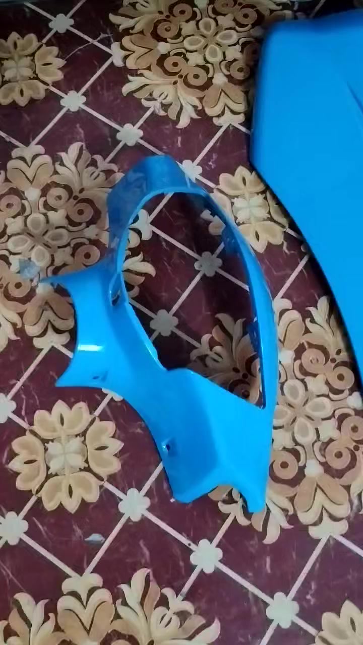 سلام عليكم غراض ماكس للبيع
كفرات مختمات..

مكاني كوت زين القوس ***********
