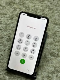 أيفون ١١برو ماكس ذاكرة ٢٥٦مبدل شاشة أو بطارية دبل شريحه كلشي شغال بس ف...