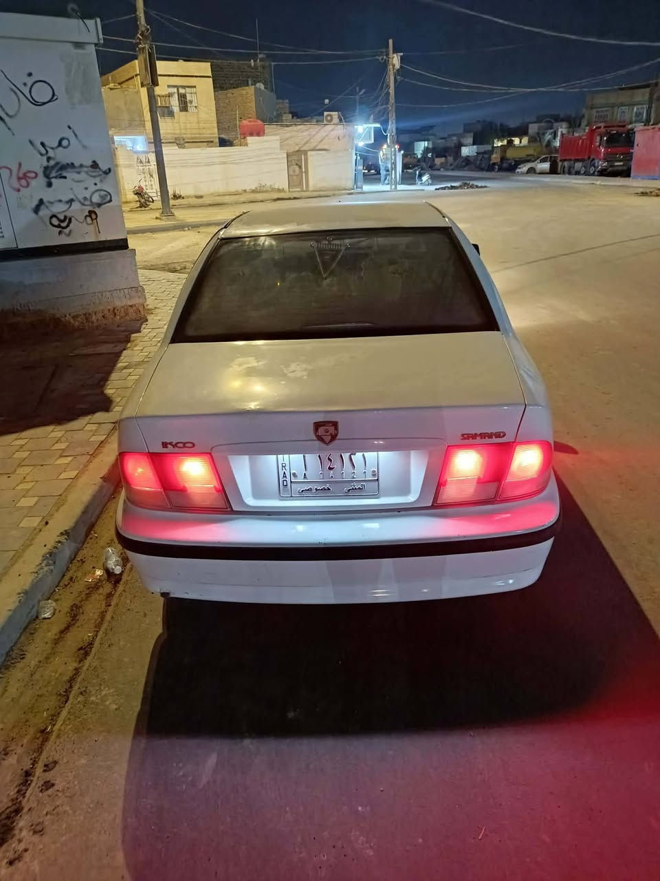 سلام عليكم سمند البيع موديل (2011) كير مكينه وتبريد مكفولاي وحداديه 90/100 تخم تاير باتري جديد السياره بيه ضربه باب السايق موضح بل صور رقم مثنئ مداور ثاني يوم السعر 35وبيه مجال حك الجيه الاستفسار علئ رقم (***********)واتساب
