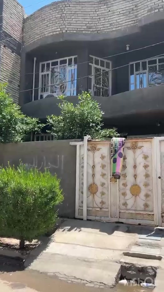 السلام عليكم
يتوفر دار للبيع 150 م طابو سكني في سلمان باك منطقة التصنيع الشراي يتصل عالرقم ***********
