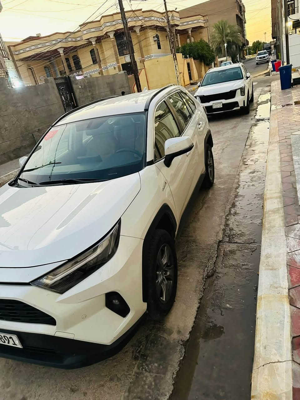 للبيع راف فور
موديل 24
مواصفات الراف معروفه 
ماشيه 34الف كيلو 
السياره مكفوله كفاله 
وكالة عبد الطيف جميل 
السعر (27.200)وبيها مجال
الاستفسار الاتصال على الأرقام التاليه 
مكان السياره الأنبار فلوجه 
‭***********‬

‭+964 782 125 5755‬
