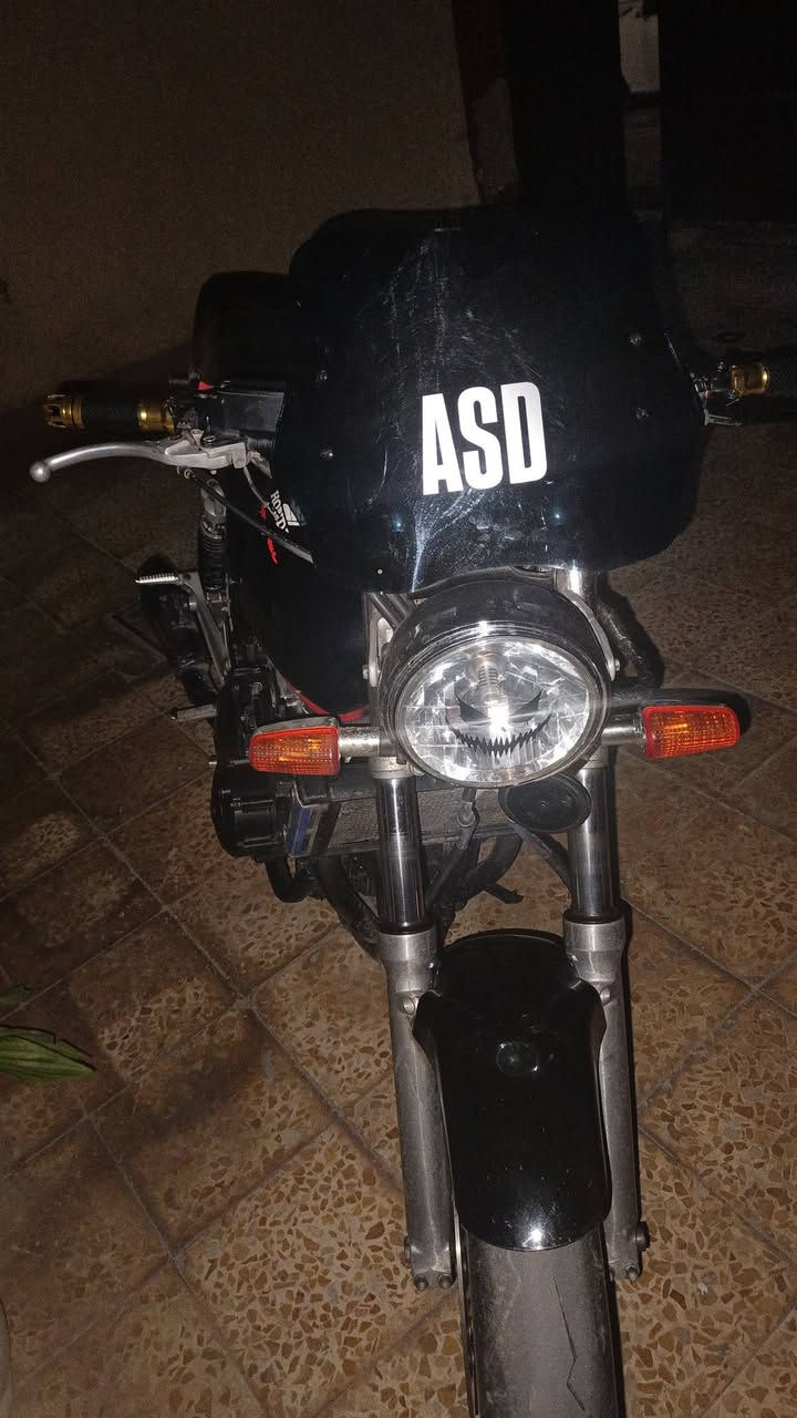 دراجه cb400
دراجه مكفوله كامله كير محرك مكينه تجي نكره سلف بانزينها مفول دهنها مفول واصلي والدراجه مكفوله كفاله عامه
وسعرها بلخاص تفضل موديل 1998


**إذا كنت صاحب هذا الإعلان وتريد حذفه لأي سبب، رجاءا أرسل رسالة إلى الدعم الفني**