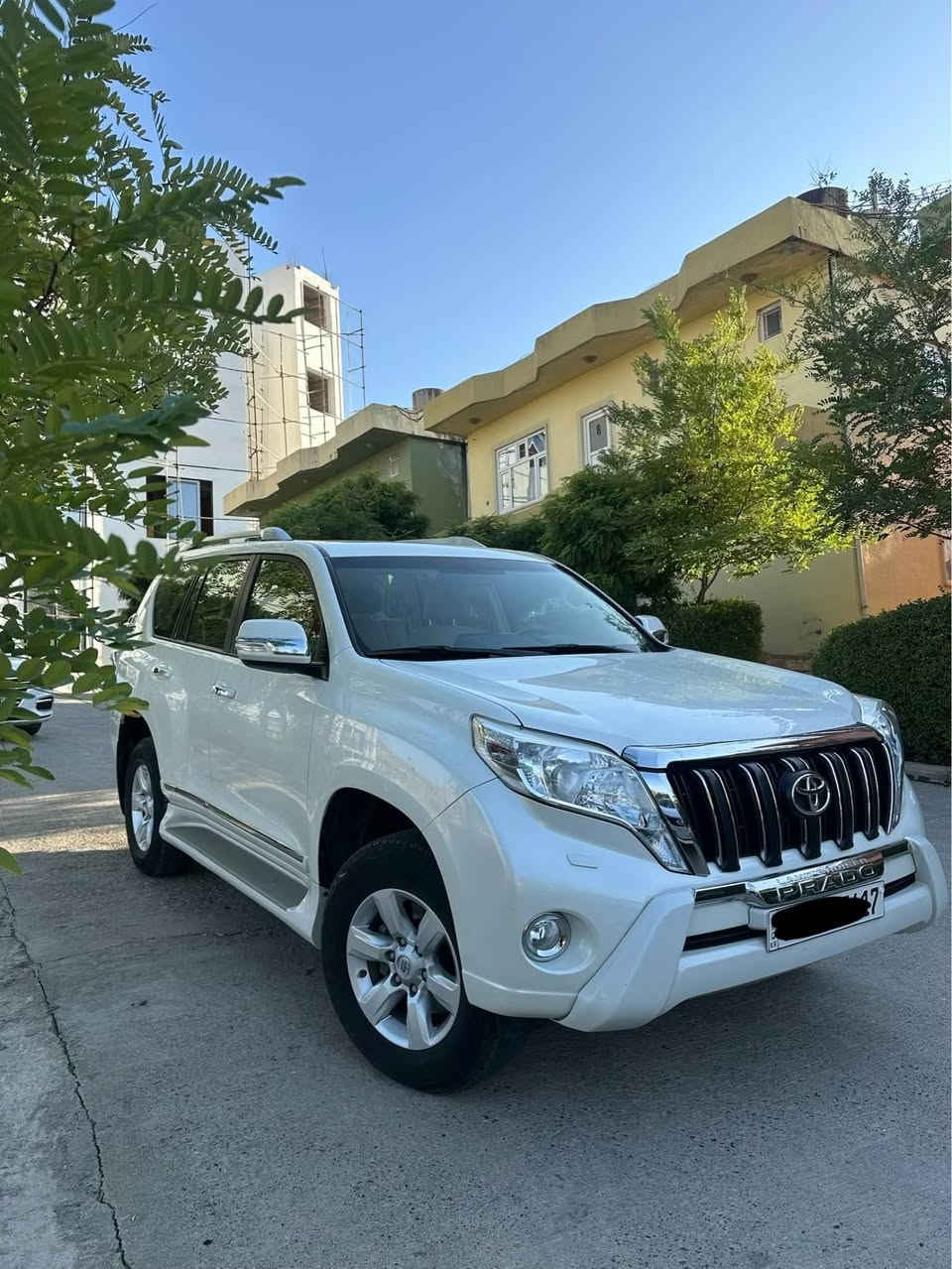 Toyota prado 2016 
مواسفات خليجى 
سلايت و دبل اكسلV4 
١٠٩ هه زار كم رؤيشتووه 
له سه ر وه زعى شريكه ماوه 
دوو بست چاملغى پشته وه ى په مپه بى ليدران 
گير و مكينه نه كرايته وه و ده نگى نيه 
رقم و سنوى تا ٢٠٢٨ نوئيه 
سعرى $٢٨٨ كه ميك مجال 
ئه گه ر مشترى په يوه ندى بكه 

                   ☎️ *********** أربيل, العراق

