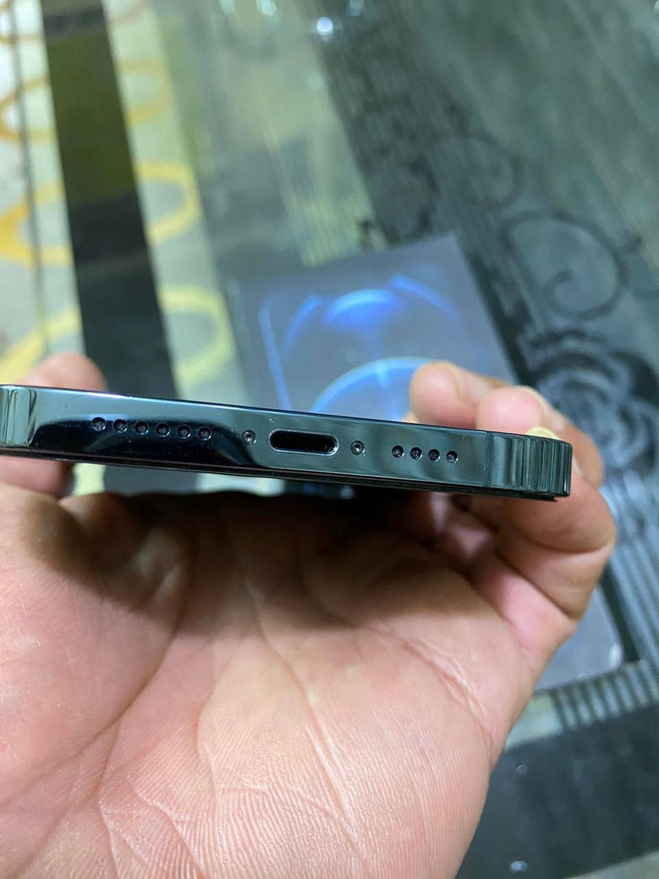 السلام عليكم ايفون 12 برو ماكس الجهاز وتر ما مفتوح مكفول كامله كل غراضة بطارية 73
بيع فقط ما اراوس  ولا عندي توصيل
السعر 450 وبي مجال بسيط 
عنواني بغداد حي اور 
***********
