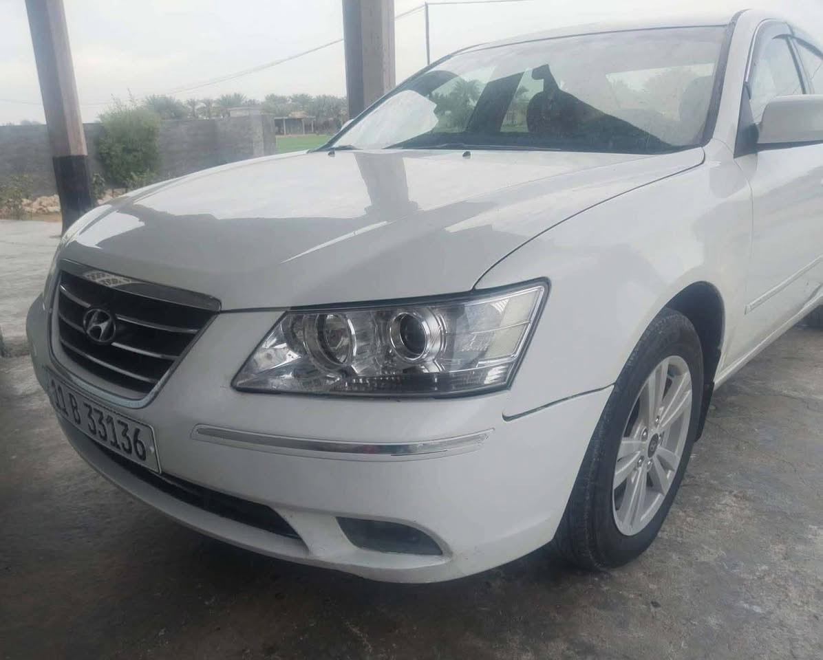 السلام عليكم سوناتا خليجي موديل ٢٠٠٩ كير مكينه ٢٤٠٠ جديد مصبوقه عام سنويه ل ٣٠ السعر ٩٥ رقم الهاتف ***********
