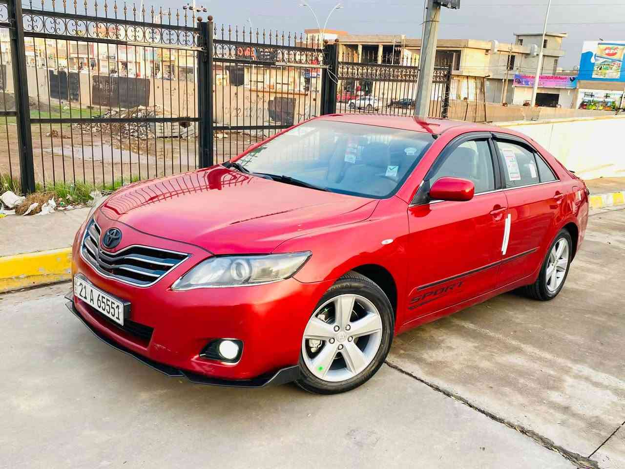 كامري خليجي 2011 رقم سليمانية 
رقم وسنوية جديدة 2028 شهر ال 3
محرك 4 سلندر حجم 2400
 كير ومحرك شرط 
طخم تايرات جديدة ( لووك )
شاشة وكاميرا خلفية دوار
دشبول ودواخل الغرفة نظيف
تبريد قطعتين 
تدفئة وتبريد وكهربائيات شرط
طخم امامي وخلفي وحدادية شرط
بلاجكتور امامي زينون 
منظومة لايتات زينون
بك لايت ليد + عدسة
حساس دعامية خلفية
سبايدر خلفي كماليات كاملة سيارة شبابية جاهزة 
السيارة بيها صبع نصف باب فقط بدون دواخل
بجم امامي كبس داخل الصندوق كبس 
سعر  113 $ بيها مجال للطيبين
شرط التحويل والغرامات
اسيا واتساب ***********
كورك             ***********
عنوان كركوك اسكان قرب مستشفى ازادي 
شراي اتصل وتدلل كركوك, العراق
