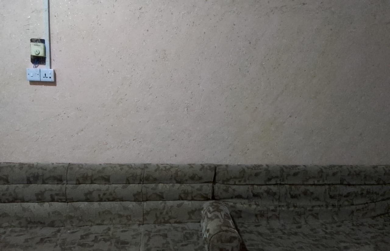 قنفات او ديوان يكفي 15 نفر استخدام نضيف للبيع بسعر 300 الف للاستفسار اتصال ع رقم *********** عنوان بصره تنومه
