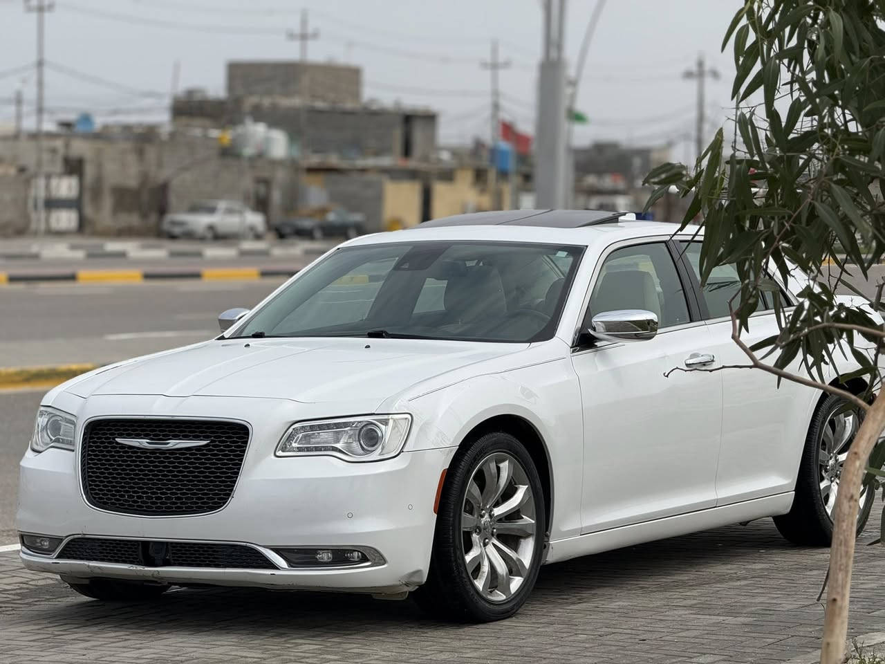 يالله
السلام عليكم

اوباما 2016/2023
فول مواصفات 1/1
كفالة عامة من الحادث والصبغ والكلير (السيارة تقرير غرق)

كلشي شغال بيها، ما بيها أي عطل
كير ومحرك وحدادية وتبريد شرط زيرو
محرك 8 سلندر 5700

بدون رقم، تترقم بجميع المحافظات
ماشية 5 ميل

السعر: 165
📞 ***********

العنوان: البصرة – القبلة

🔹 البيع فقط، بدون مراوس �
